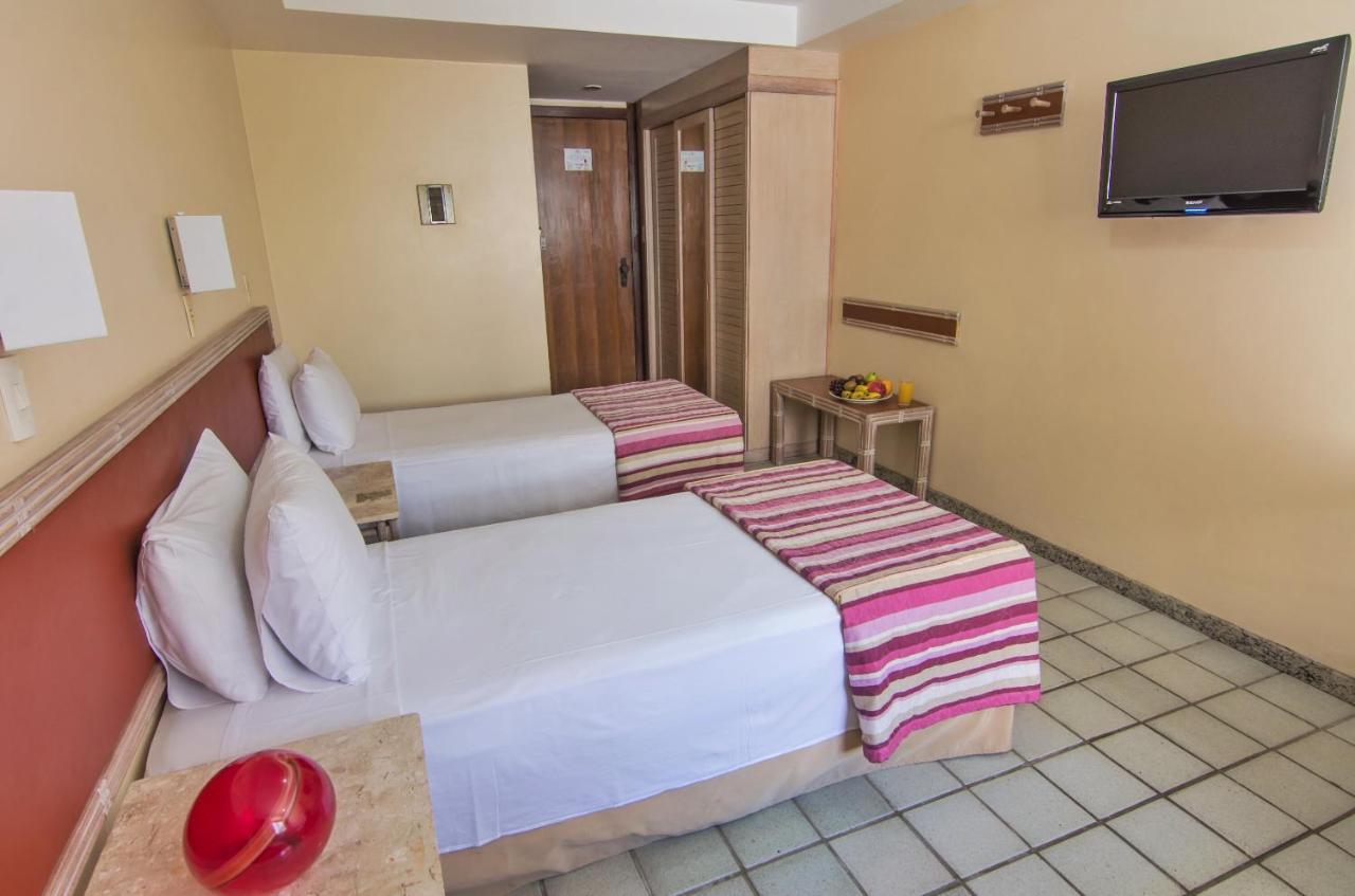 Hotel Golden Park Salvador By Nacional Inn ภายนอก รูปภาพ